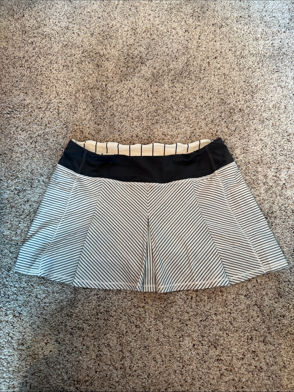 Lululemon stripe skirt